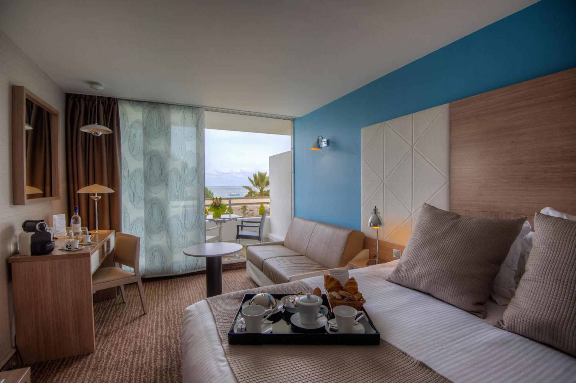 Point France Hotel