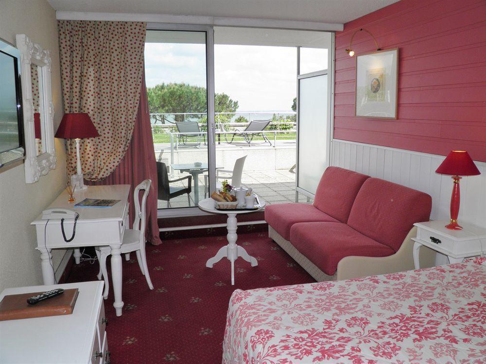 Point France 4*